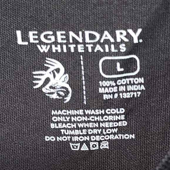 Legendary Whitetails black long sleeve T with gold foil deer design Large NEW - Picture 4 of 6